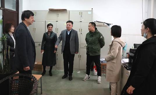 公司党委副书记梁云鹤来英国上市公司365走访调研员工工作